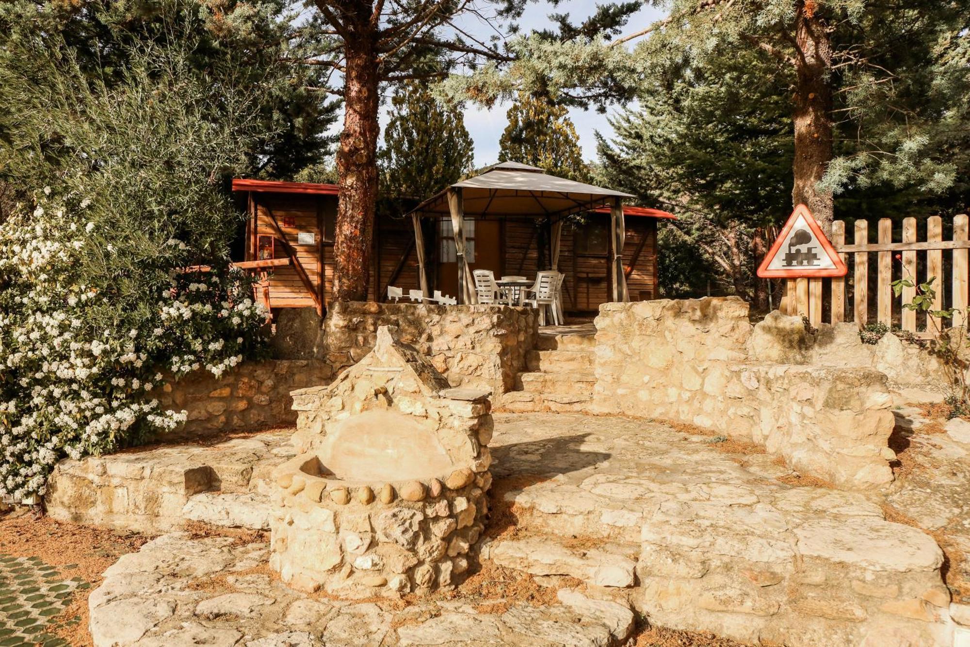 Camping Castillo De Loarre Zewnętrze zdjęcie