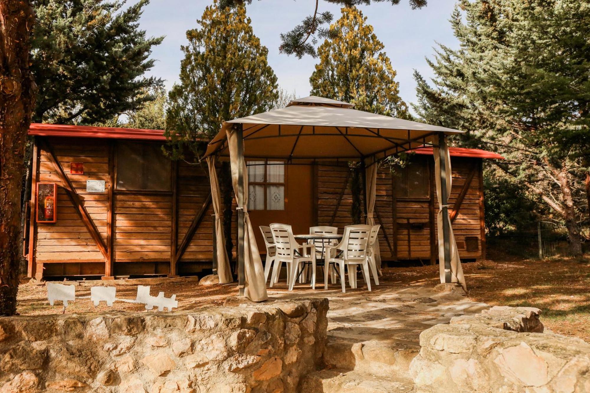 Camping Castillo De Loarre Zewnętrze zdjęcie