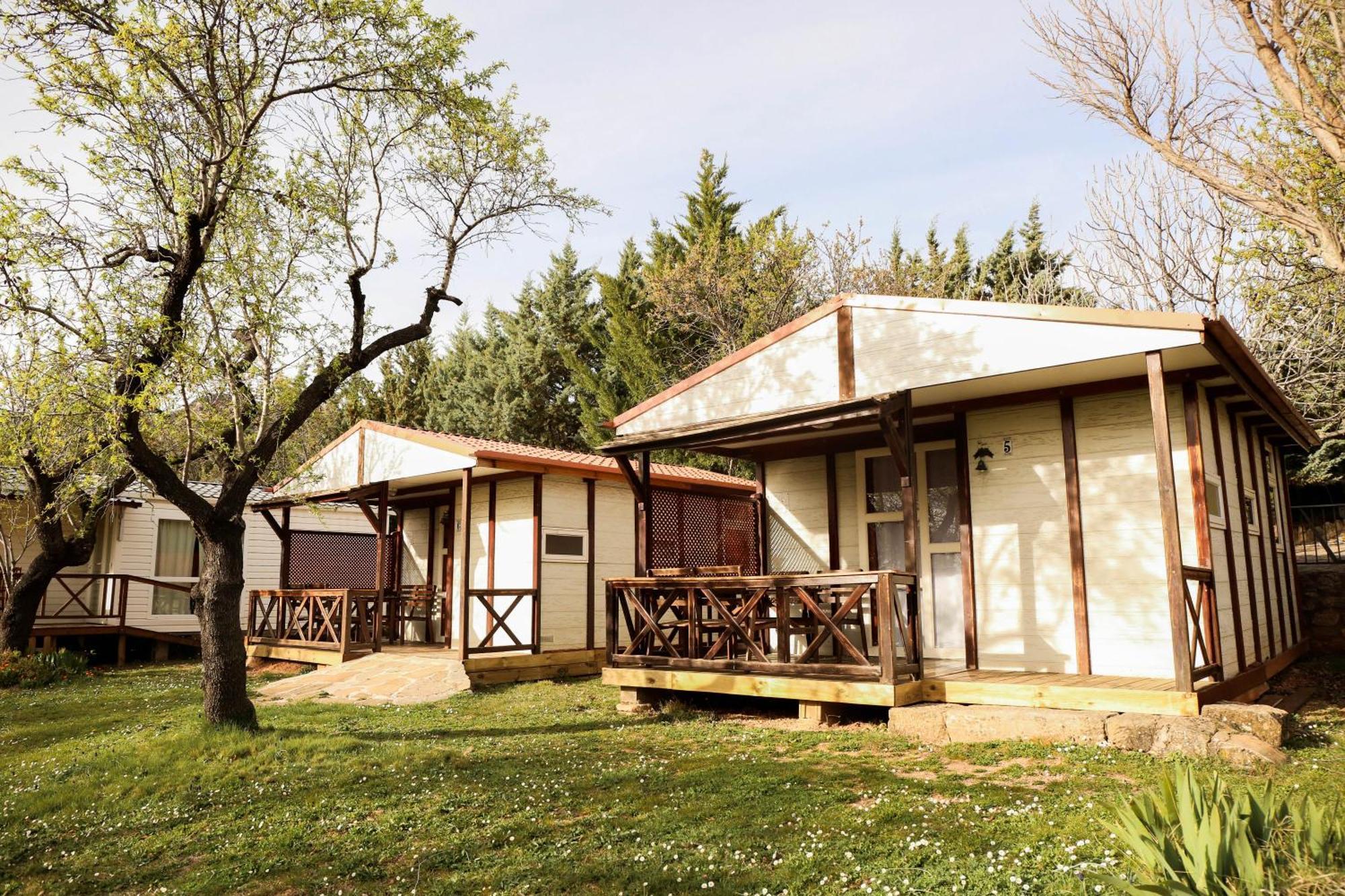 Camping Castillo De Loarre Zewnętrze zdjęcie