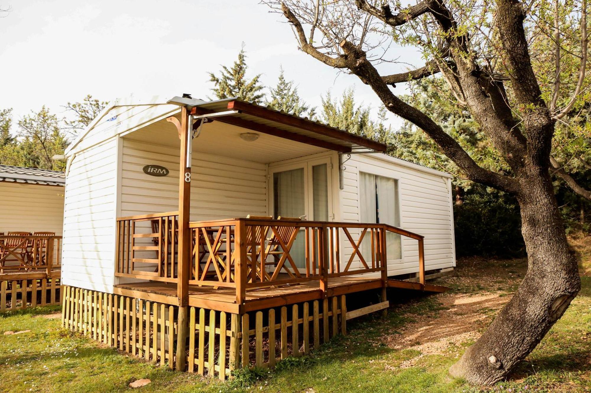 Camping Castillo De Loarre Zewnętrze zdjęcie