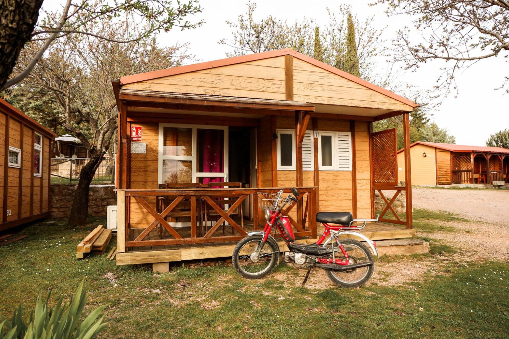 Camping Castillo De Loarre Zewnętrze zdjęcie
